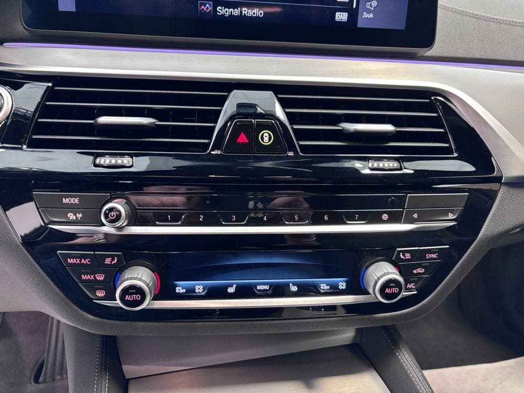 2024 BMW 5-SERIES - 17