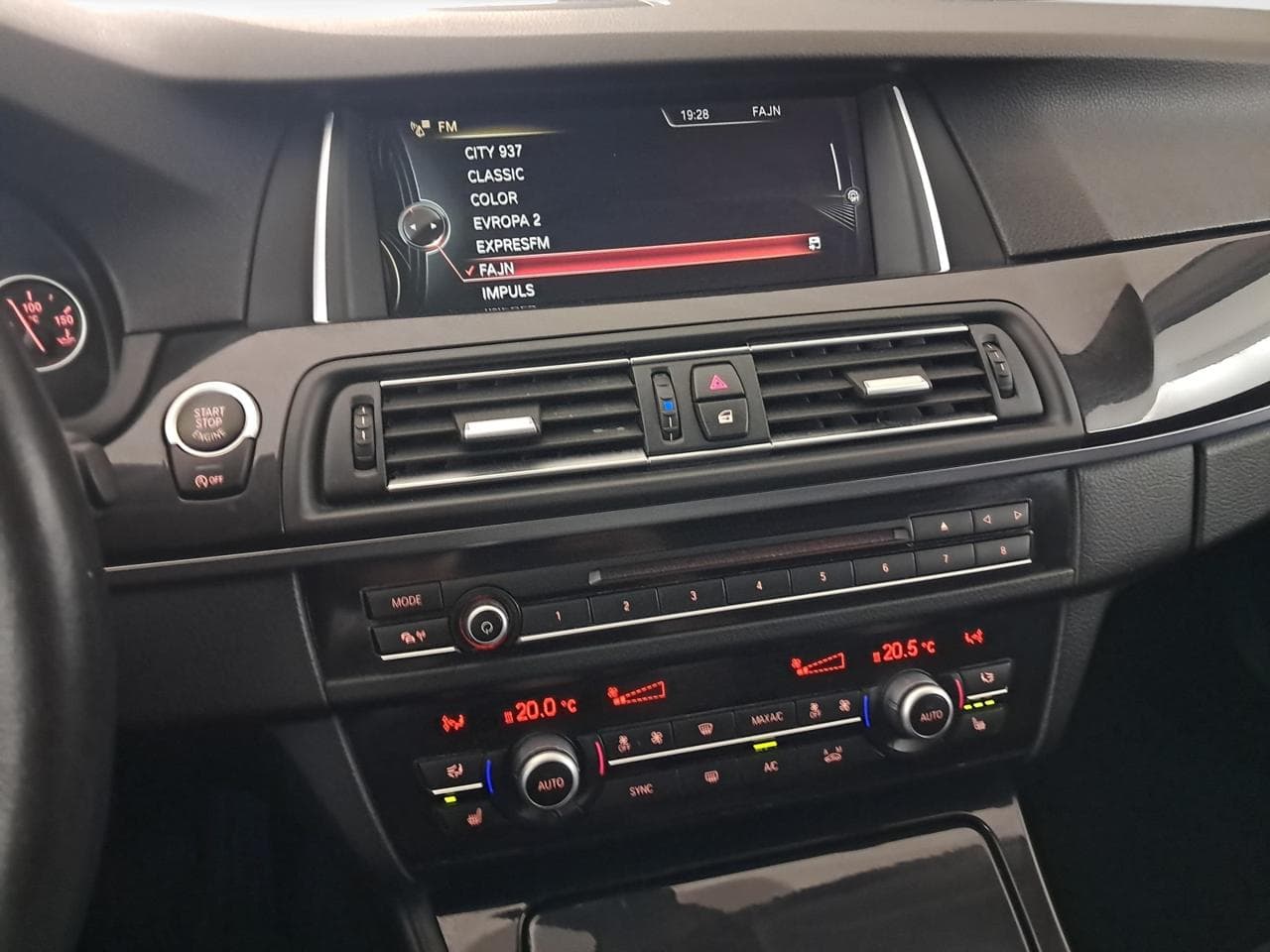 2014 BMW 5-SERIES - 27
