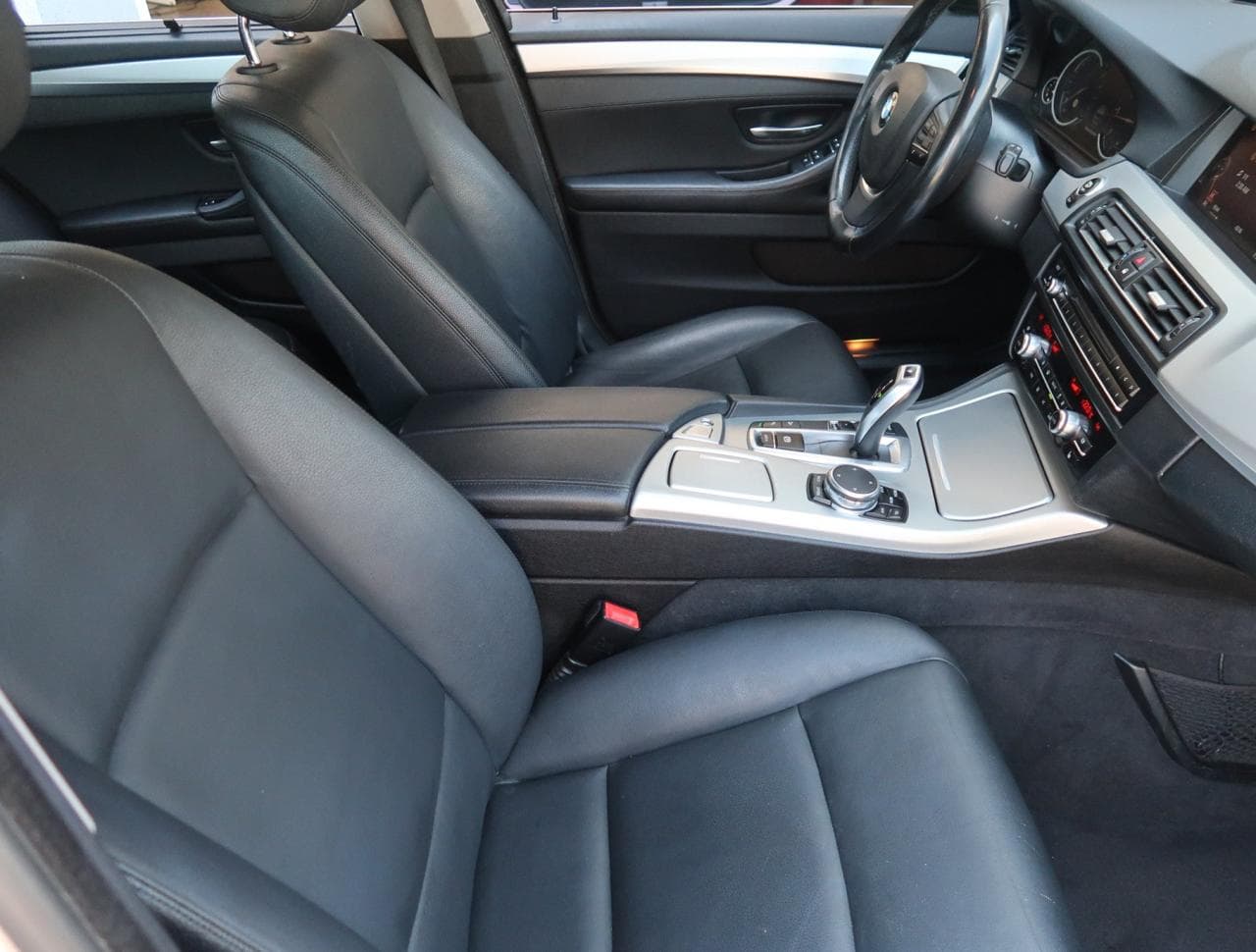 2016 BMW 5-SERIES - 23