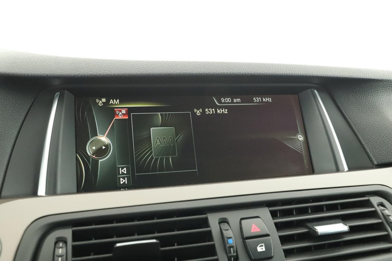 2014 BMW 5-SERIES - 32