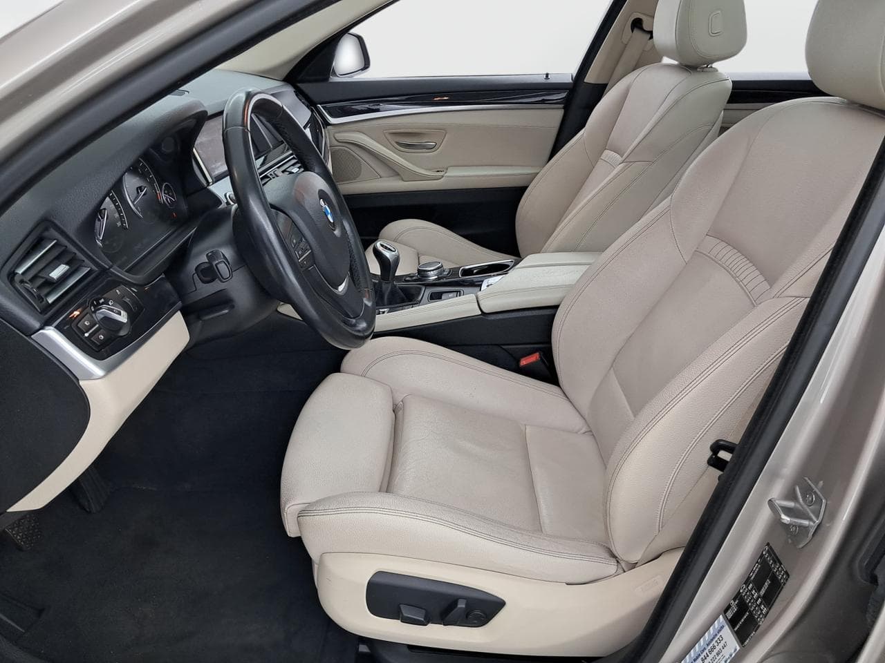 2015 BMW 5-SERIES - 16