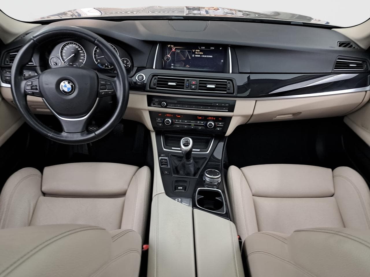 2015 BMW 5-SERIES - 10