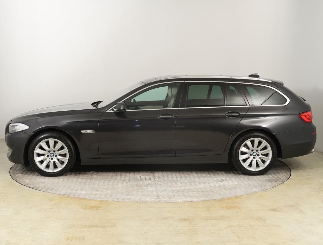 2013 BMW 5-SERIES - 4