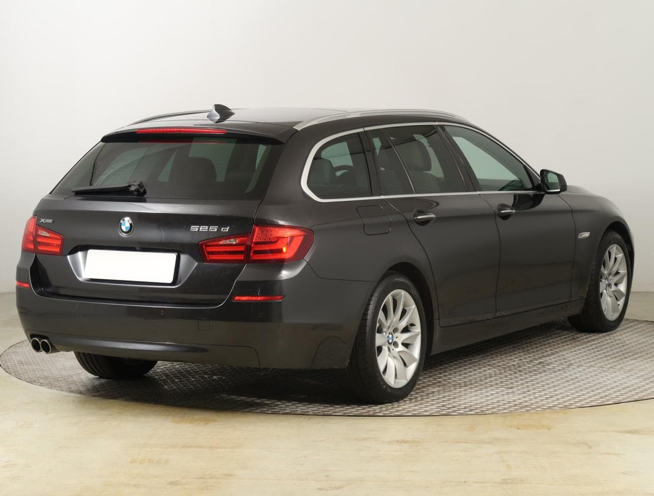 2013 BMW 5-SERIES - 7