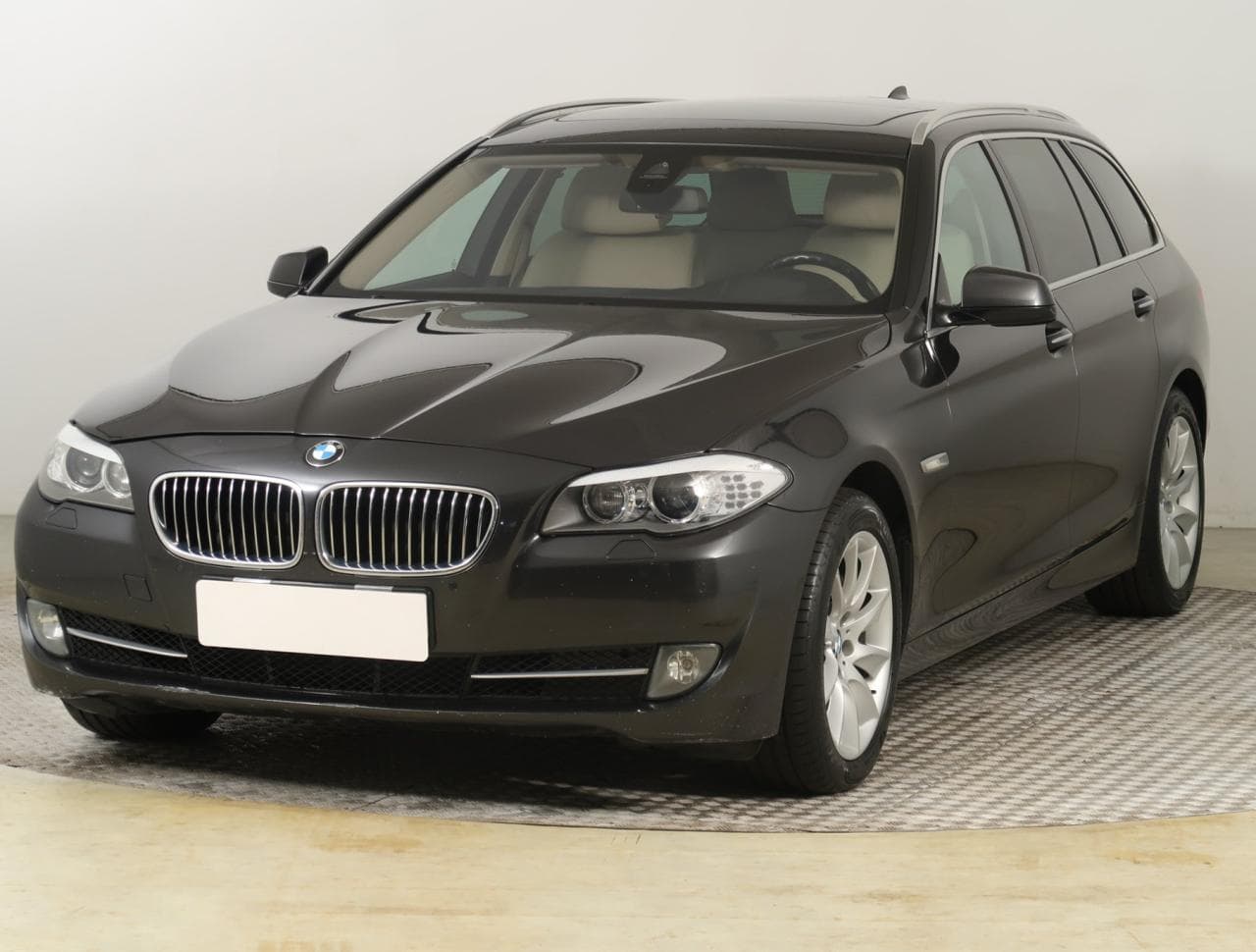 2013 BMW 5-SERIES - 3
