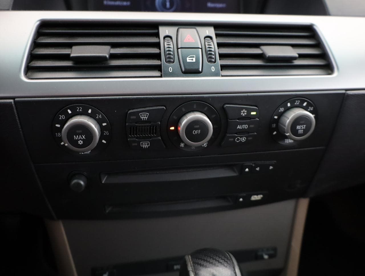 2005 BMW 5-SERIES - 19