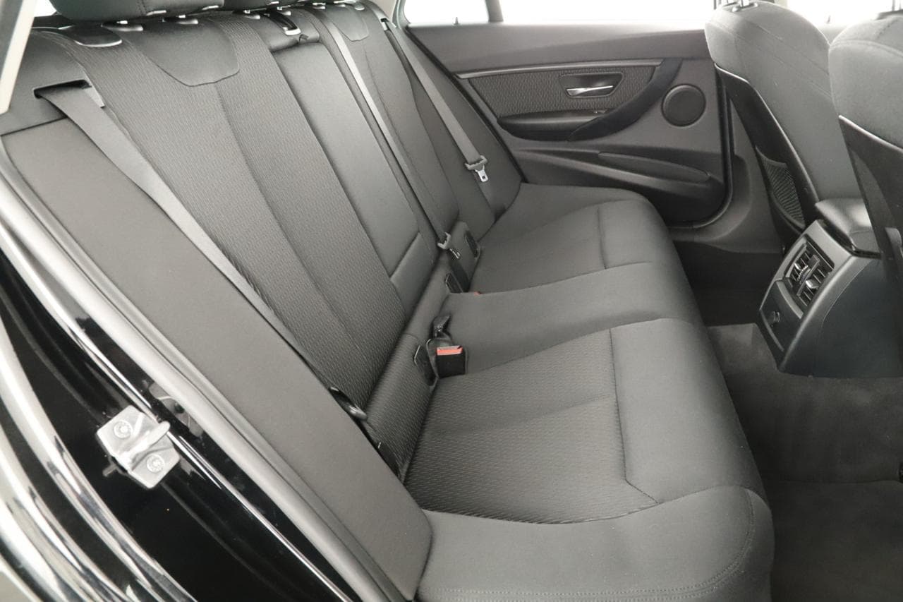 2014 BMW 3-SERIES - 11