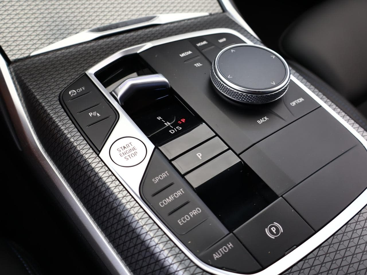 2022 BMW 3-SERIES - 17