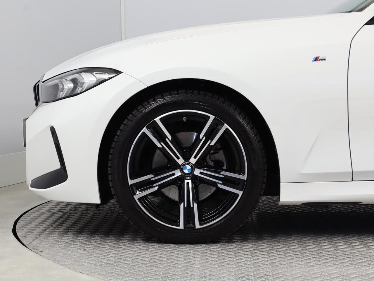 2022 BMW 3-SERIES - 19