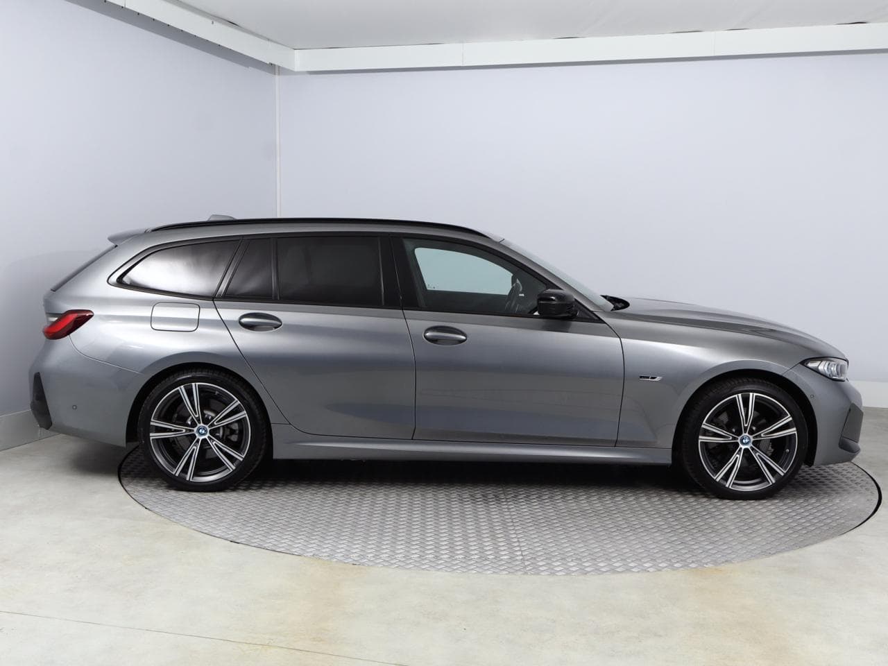2022 BMW 3-SERIES - 8