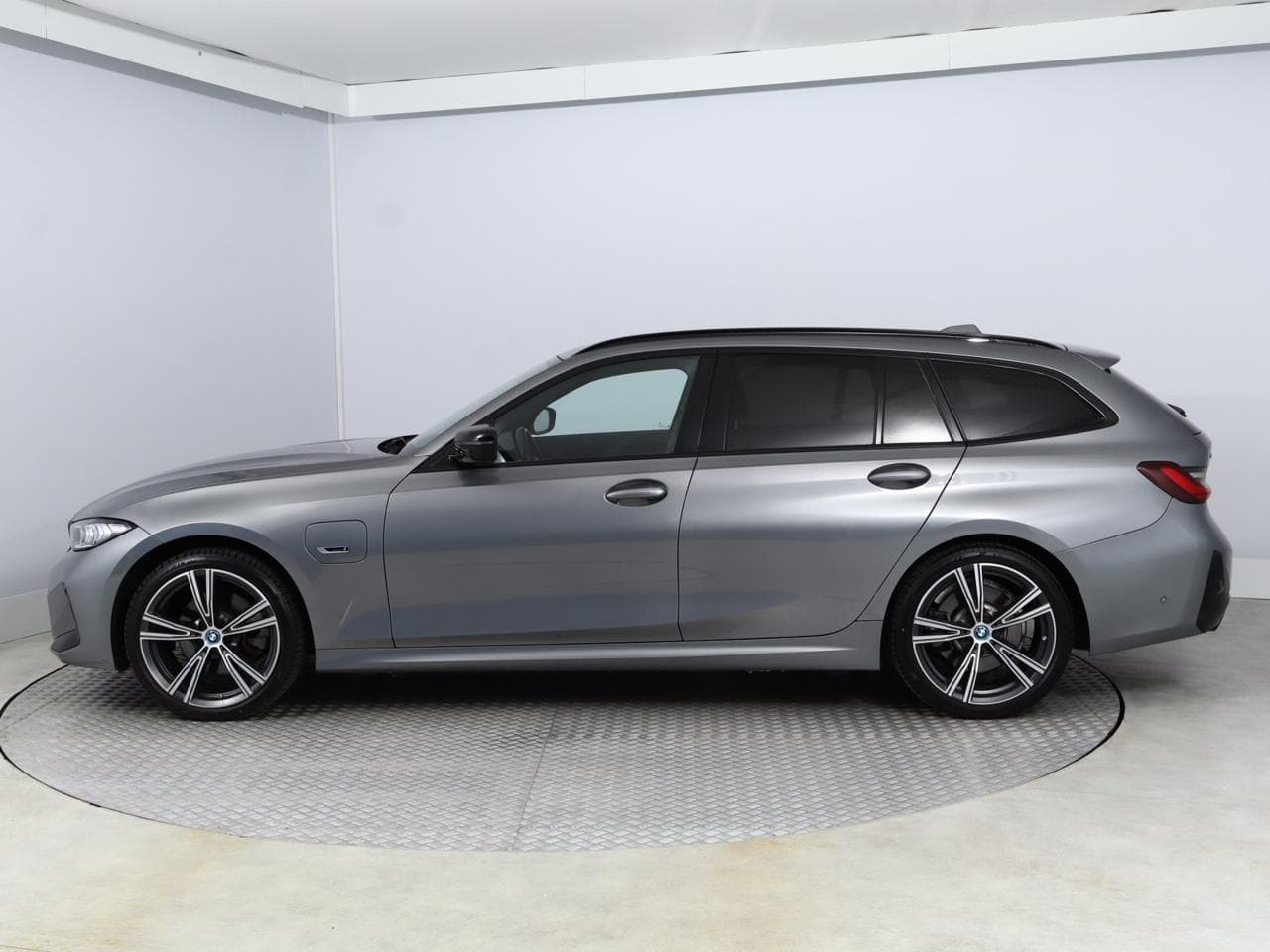 2022 BMW 3-SERIES - 4