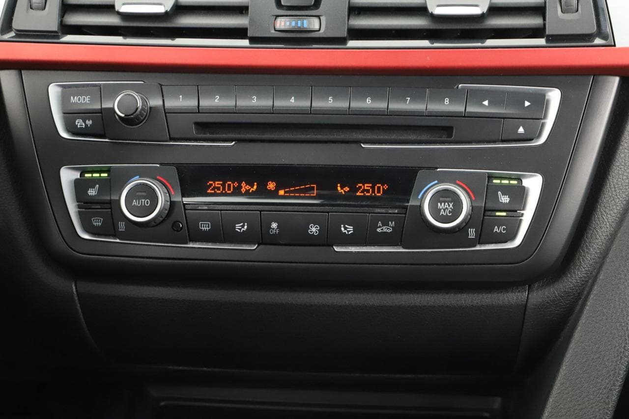 2013 BMW 3-SERIES - 19