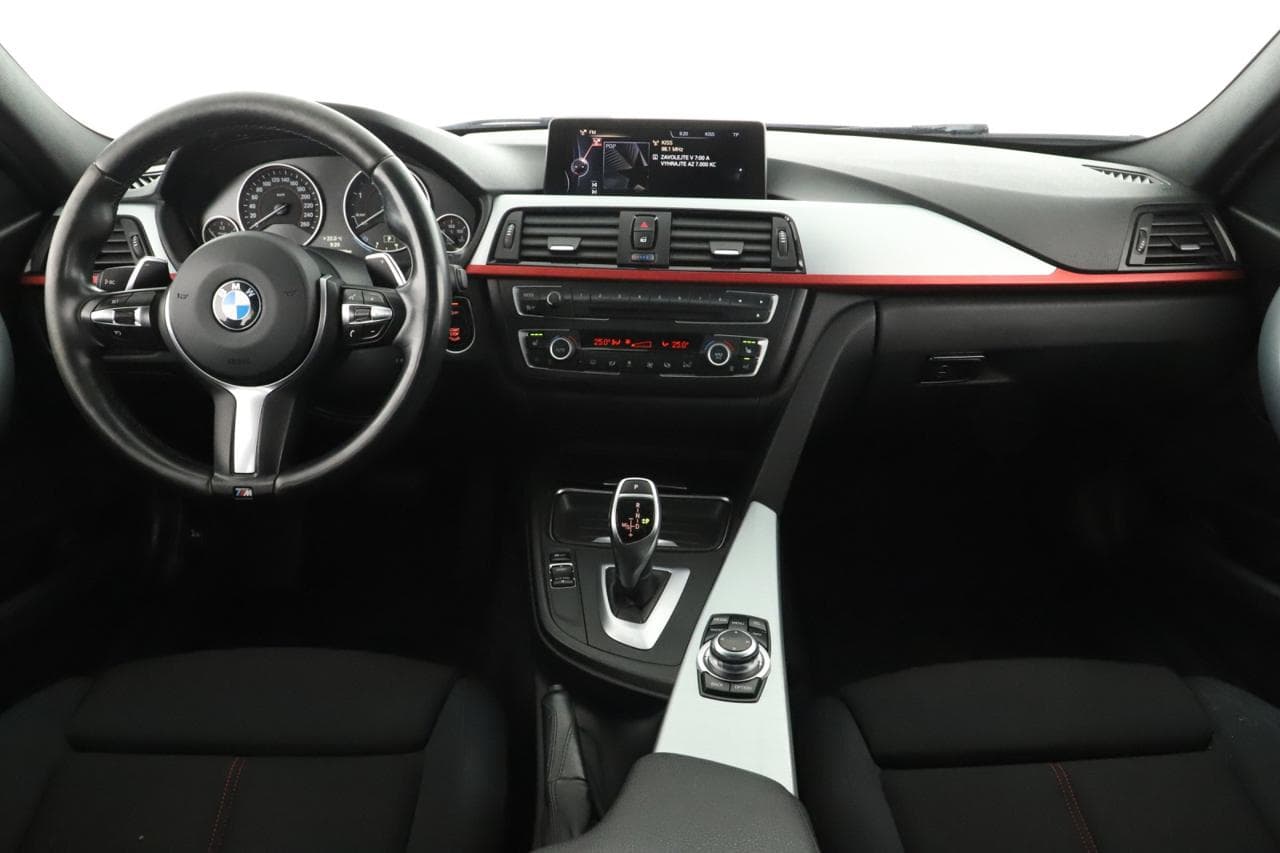 2013 BMW 3-SERIES - 9