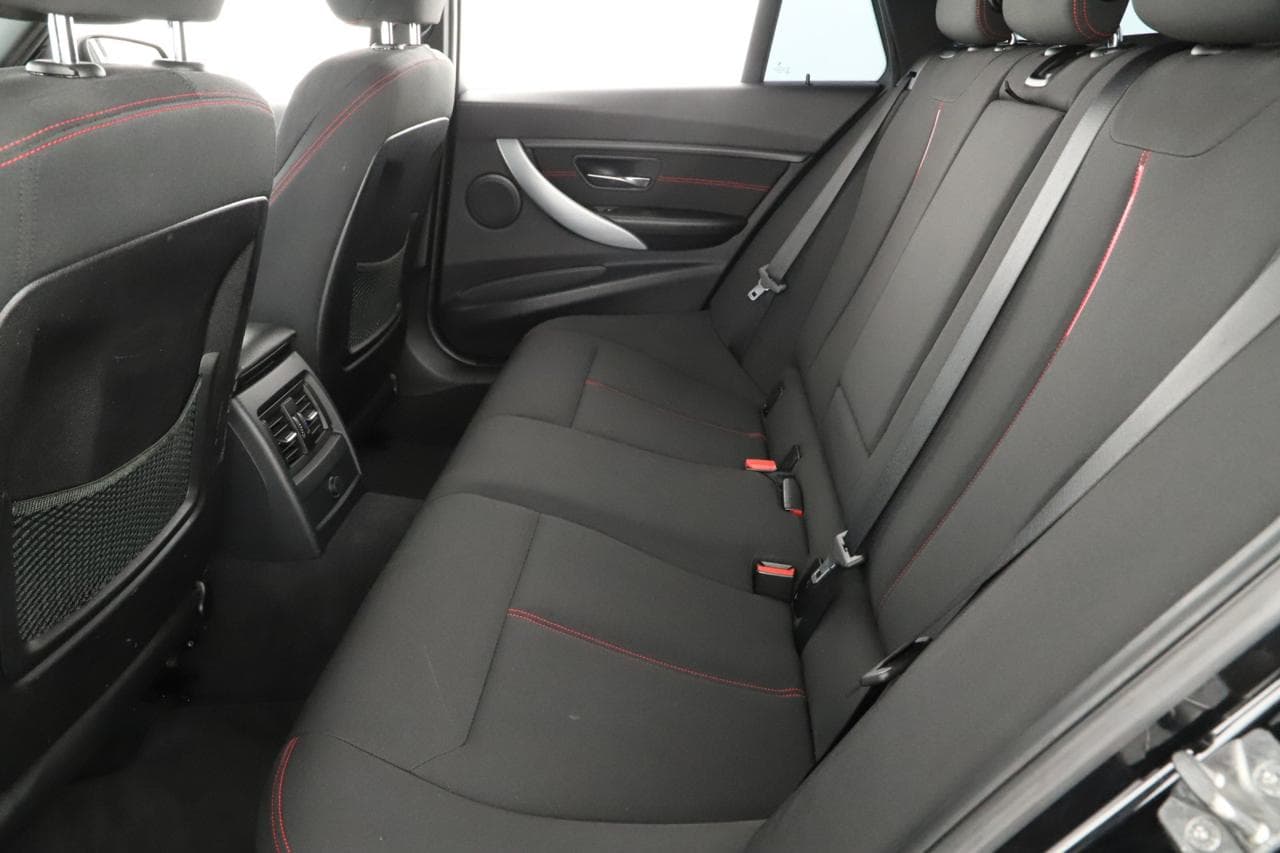 2013 BMW 3-SERIES - 12