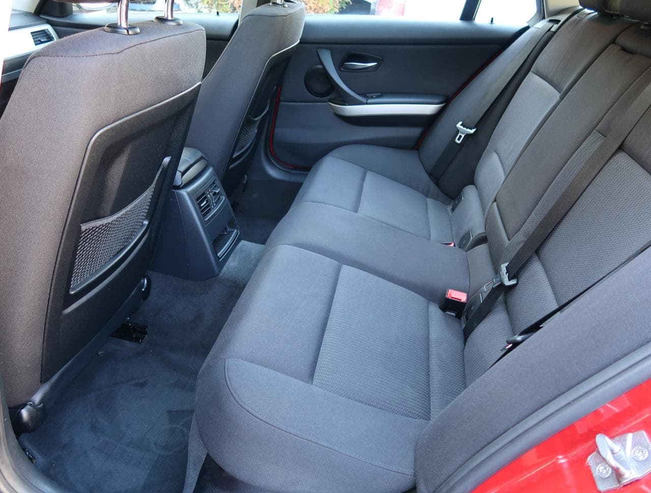 2011 BMW 3-SERIES - 15