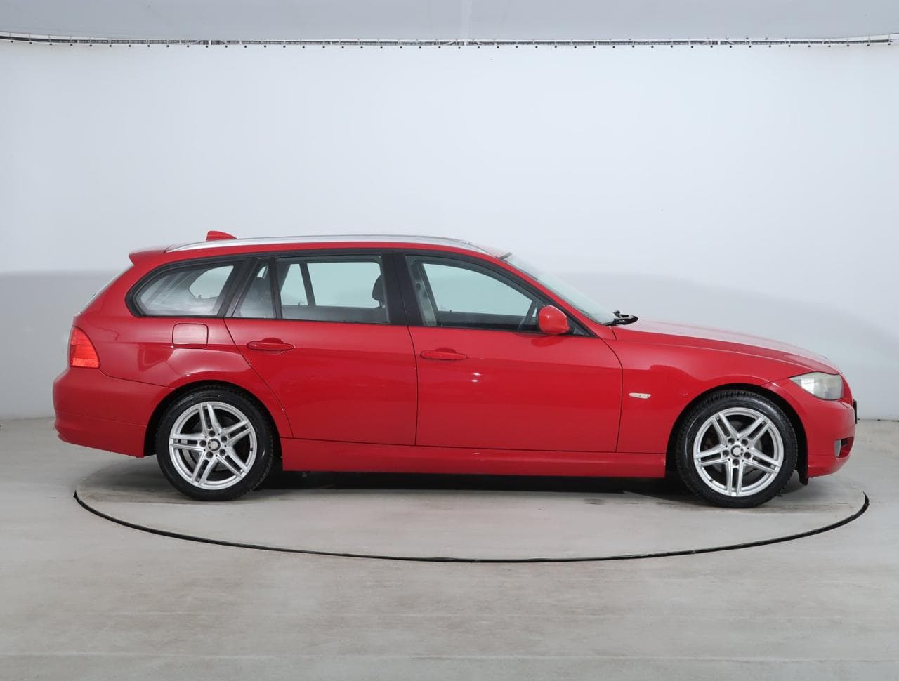 2011 BMW 3-SERIES - 8