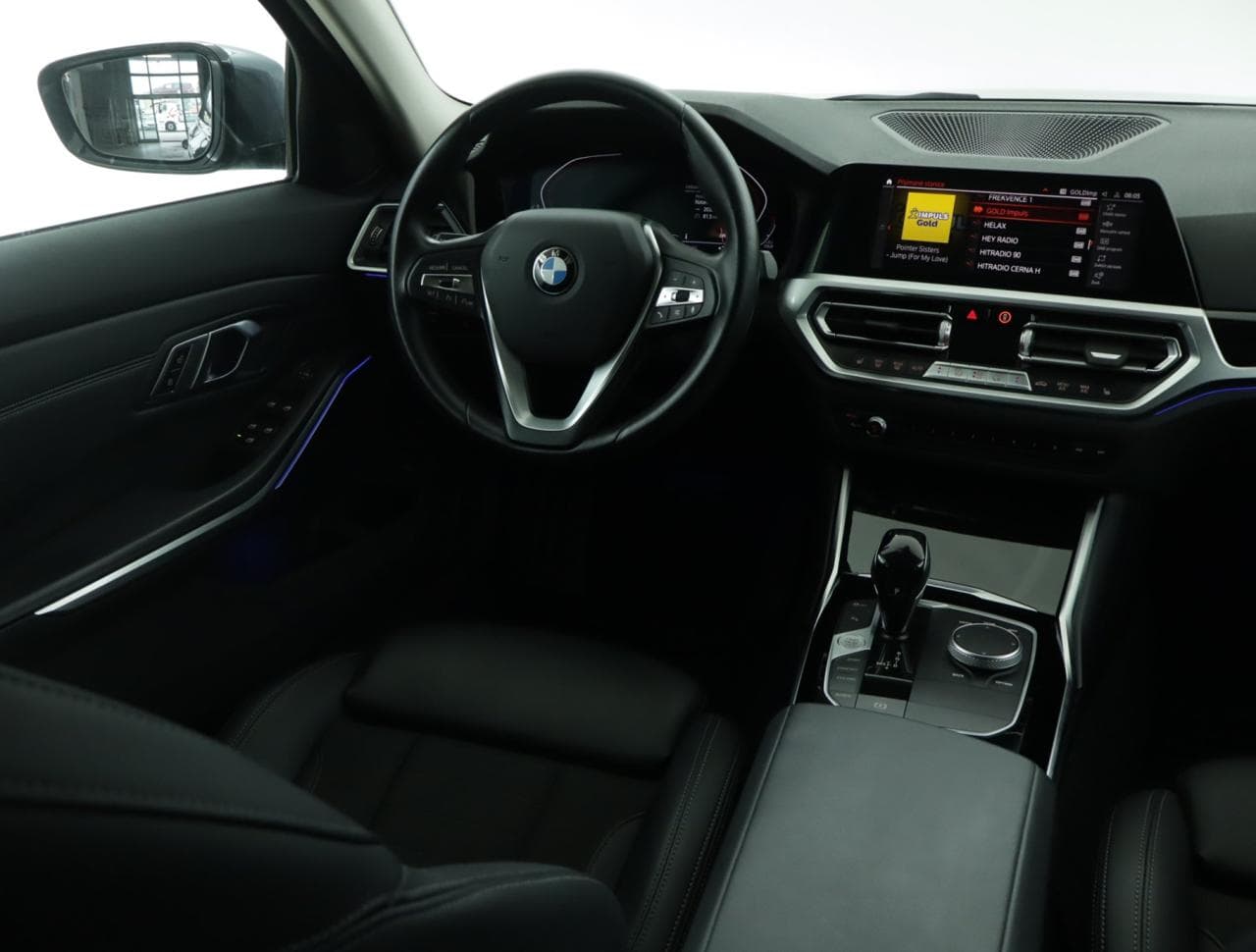 2022 BMW 3-SERIES - 9