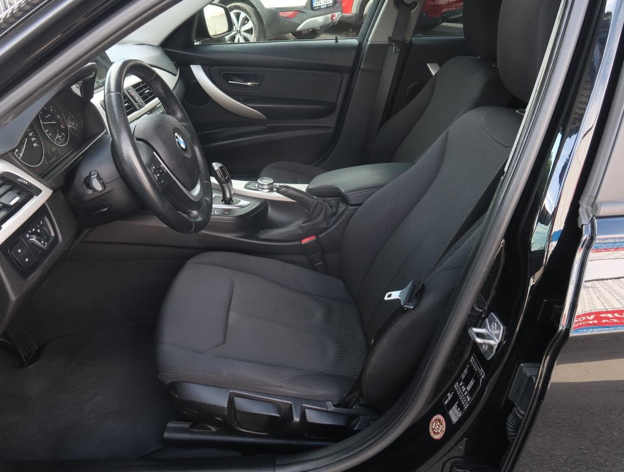 2018 BMW 3-SERIES - 16