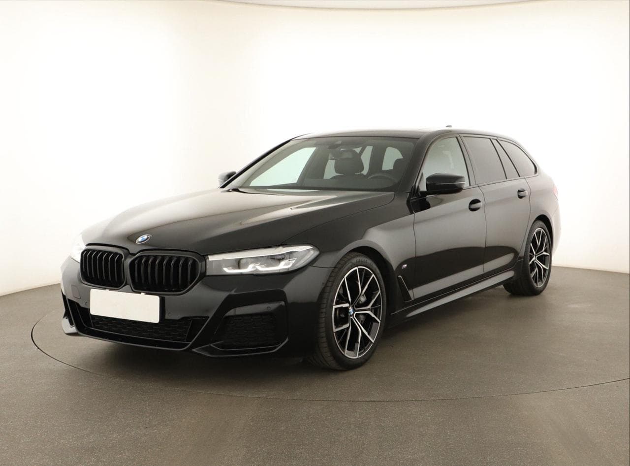 2021 BMW 5-SERIES - 3