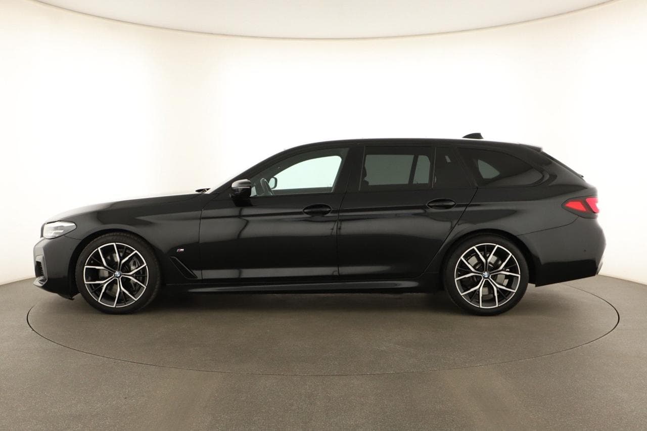 2021 BMW 5-SERIES - 4