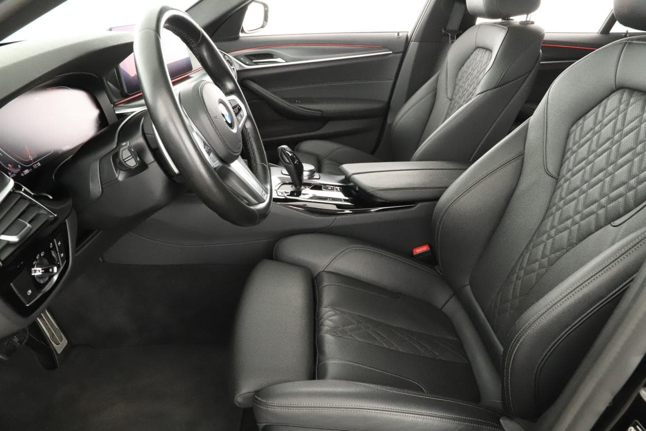 2021 BMW 5-SERIES - 13