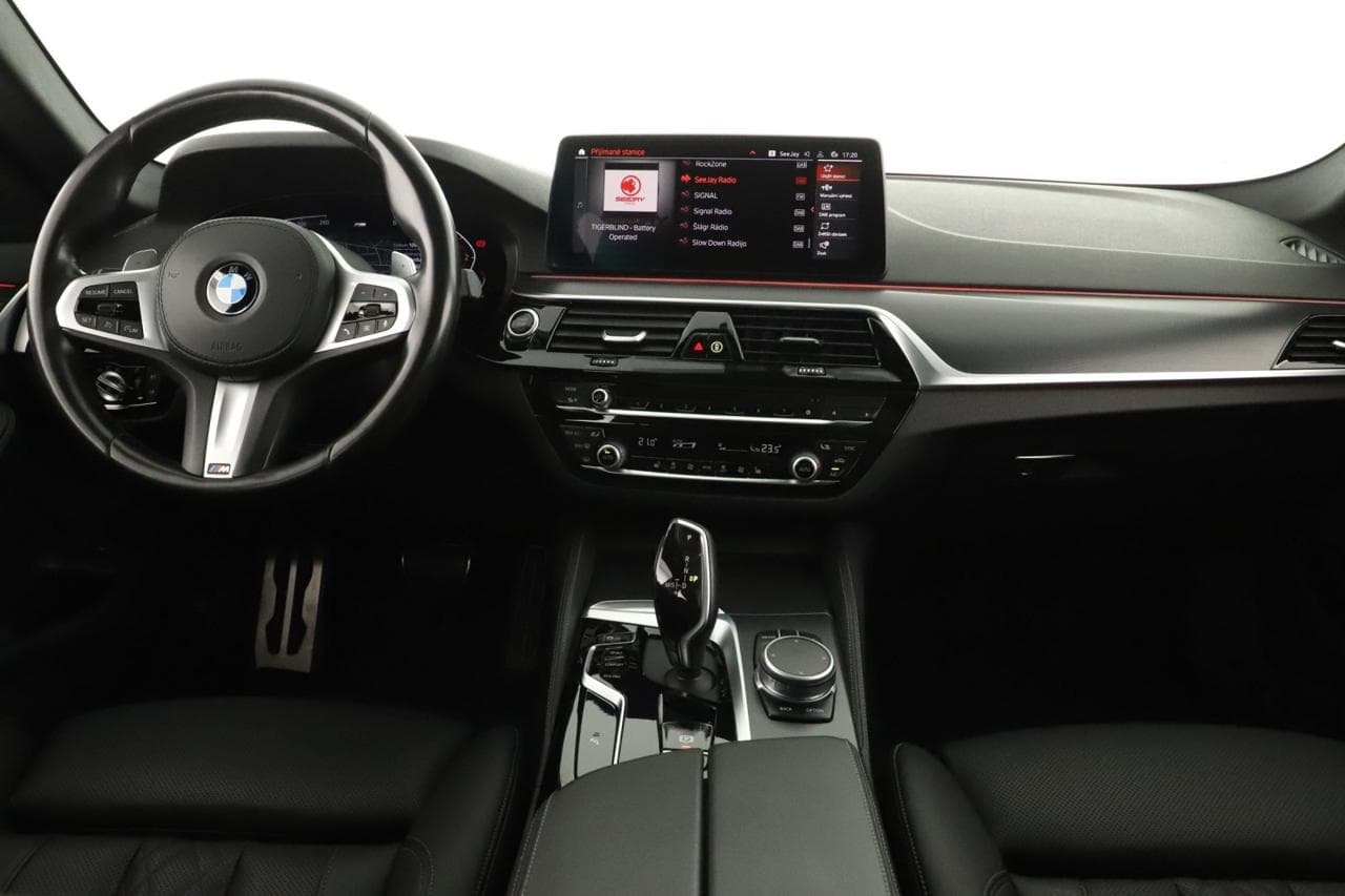 2021 BMW 5-SERIES - 9