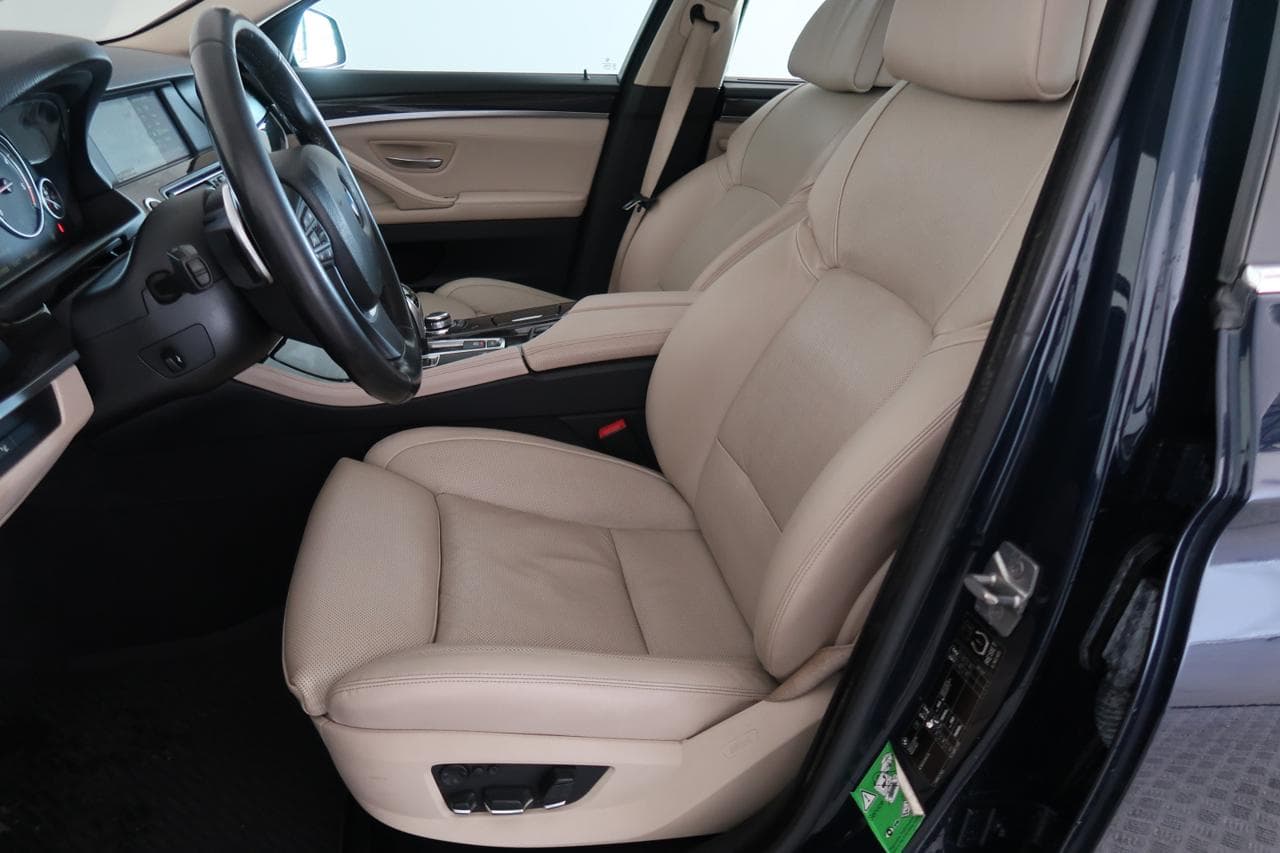 2010 BMW 5-SERIES - 16