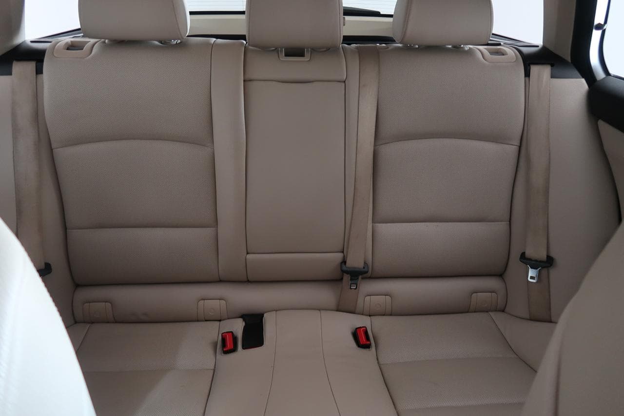 2010 BMW 5-SERIES - 14