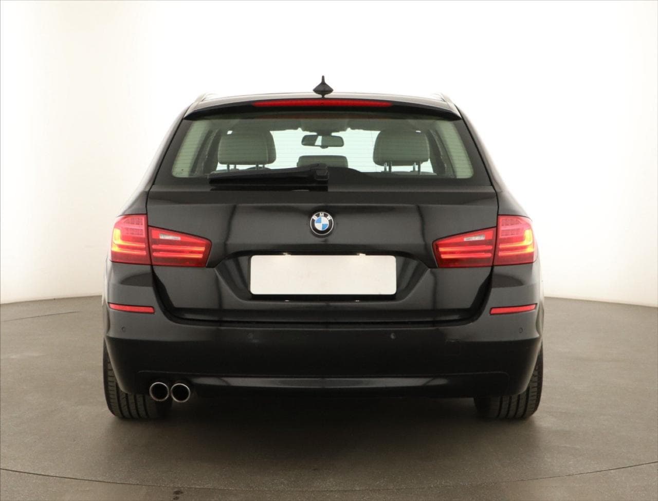 2015 BMW 5-SERIES - 6