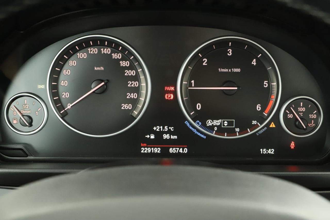 2015 BMW 5-SERIES - 19