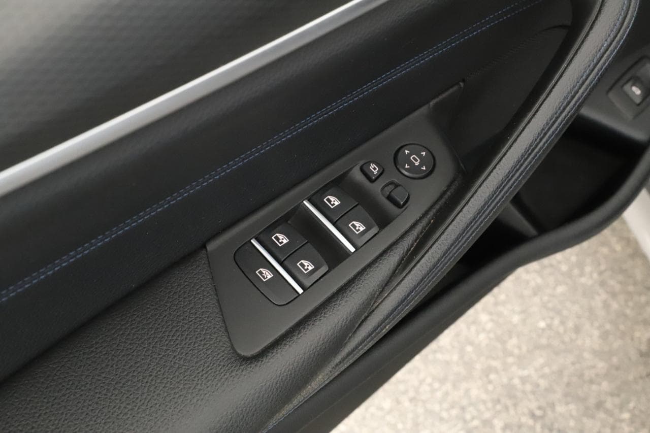 2021 BMW 5-SERIES - 16