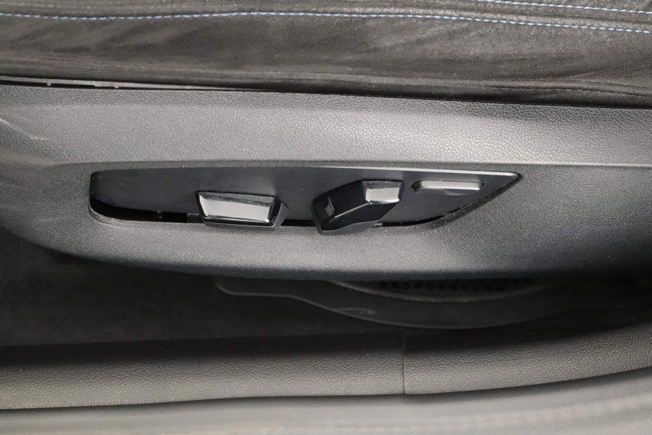 2021 BMW 5-SERIES - 18