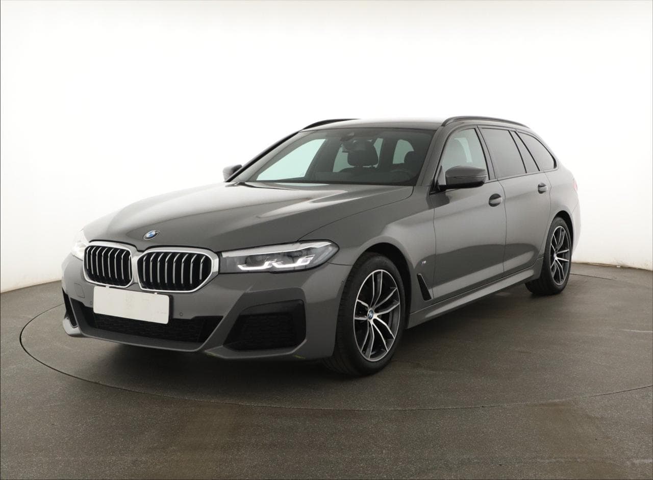 2021 BMW 5-SERIES - 3