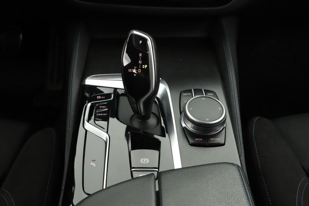 2021 BMW 5-SERIES - 20