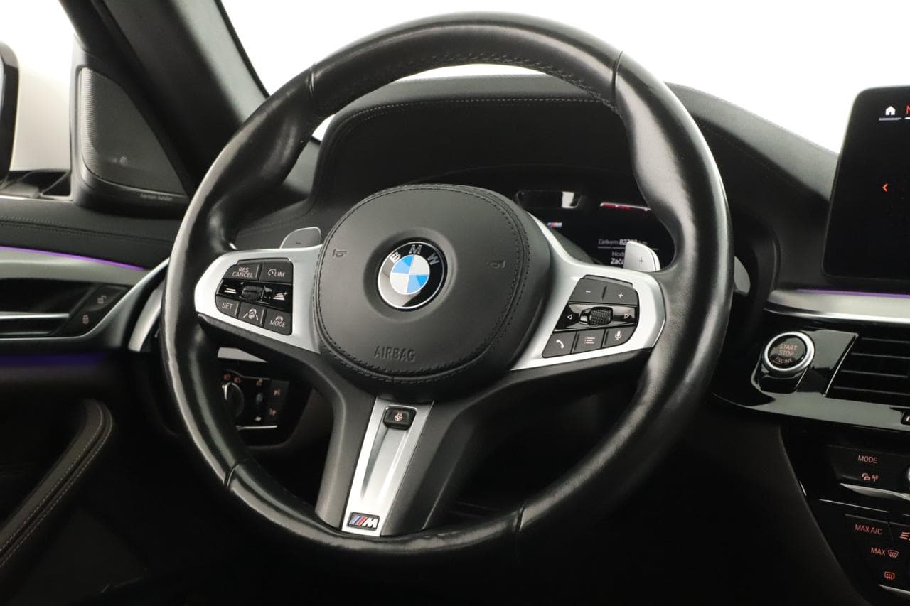 2021 BMW 5-SERIES - 14