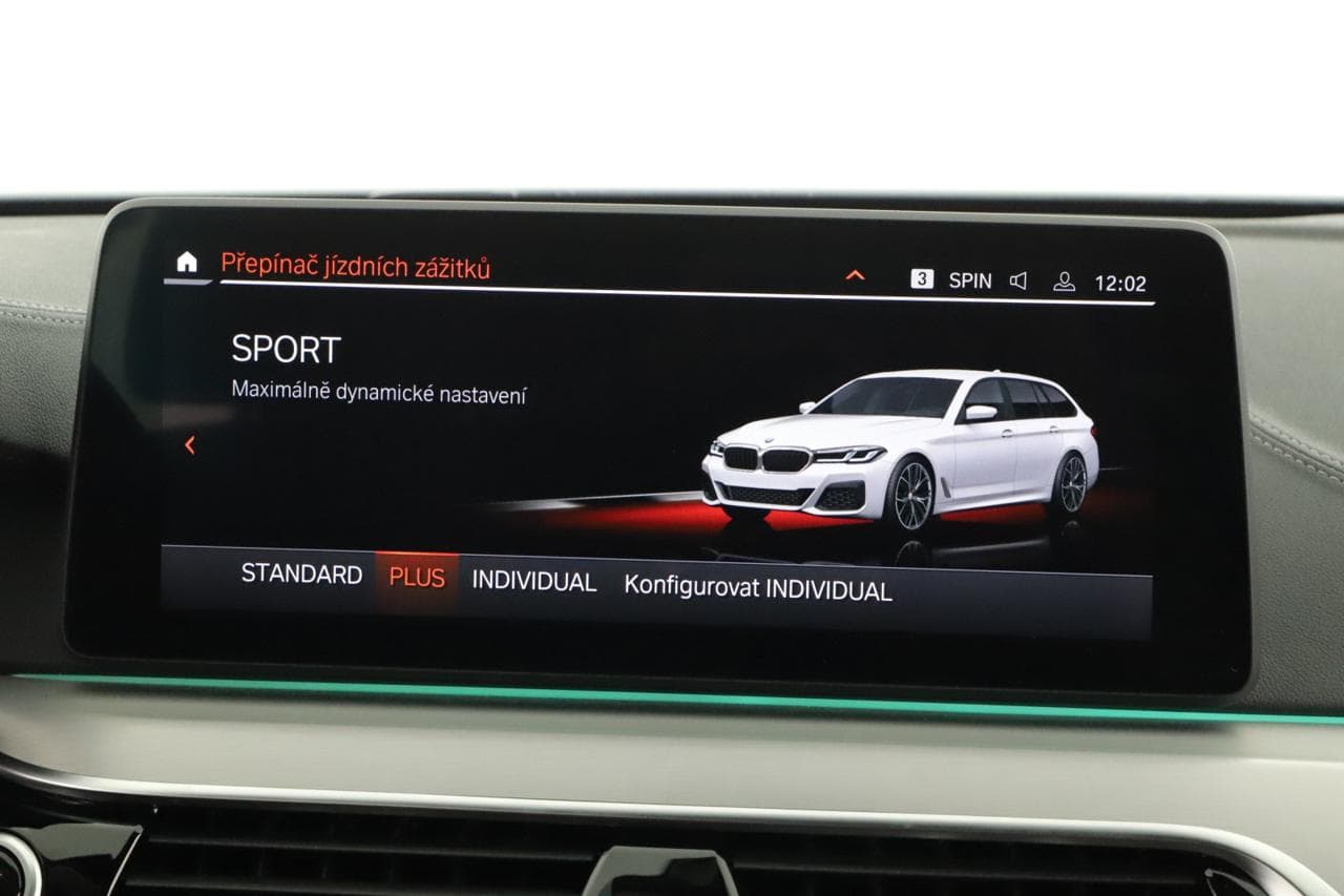 2021 BMW 5-SERIES - 19