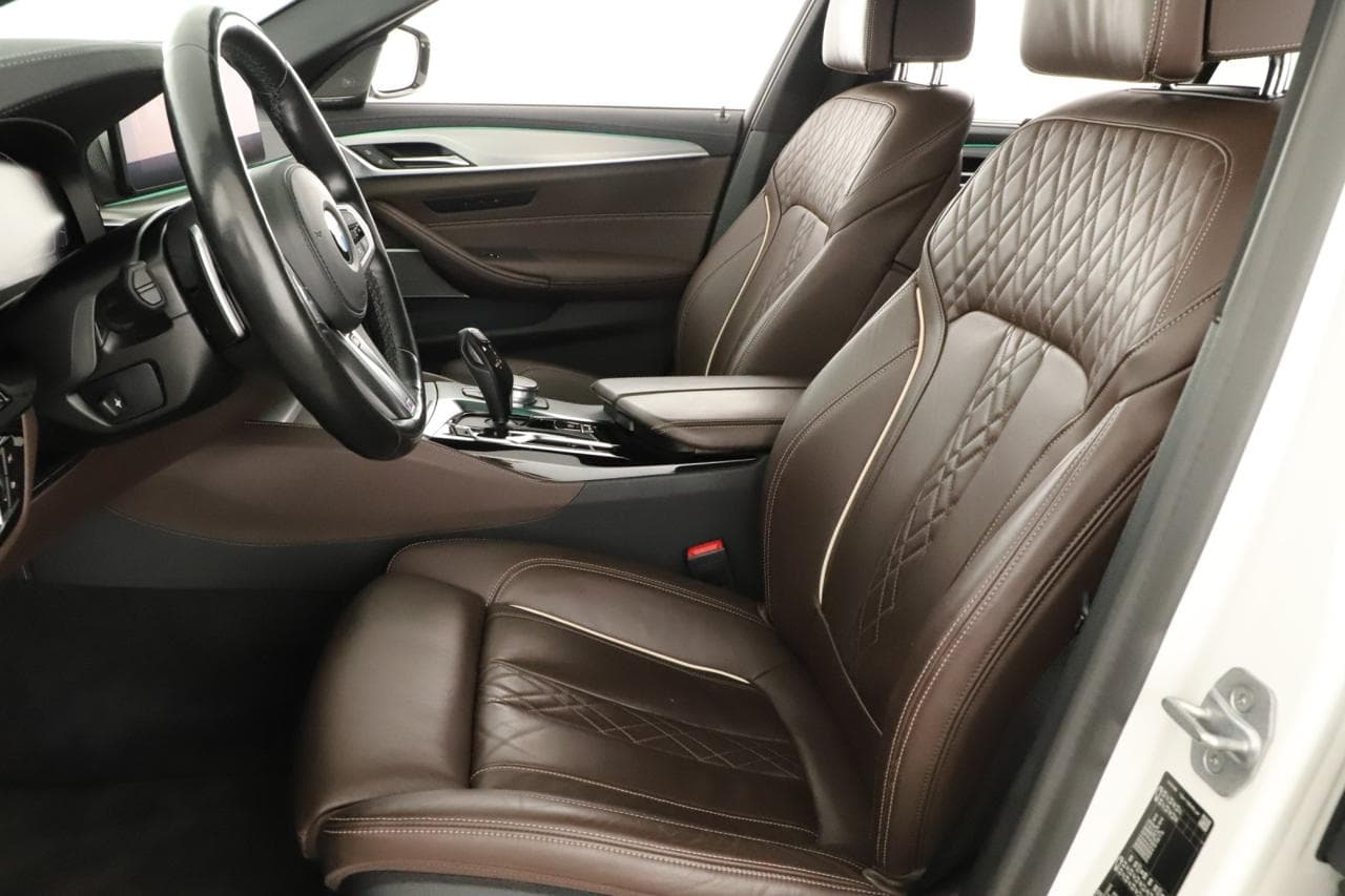 2021 BMW 5-SERIES - 13