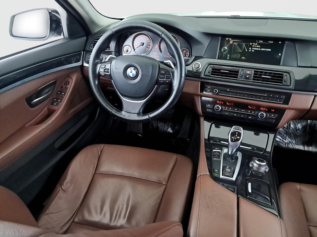 2013 BMW 5-SERIES - 9