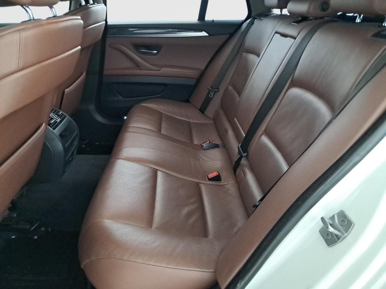 2013 BMW 5-SERIES - 15