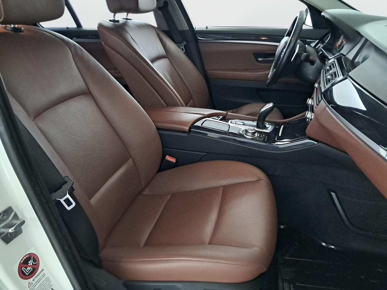 2013 BMW 5-SERIES - 12
