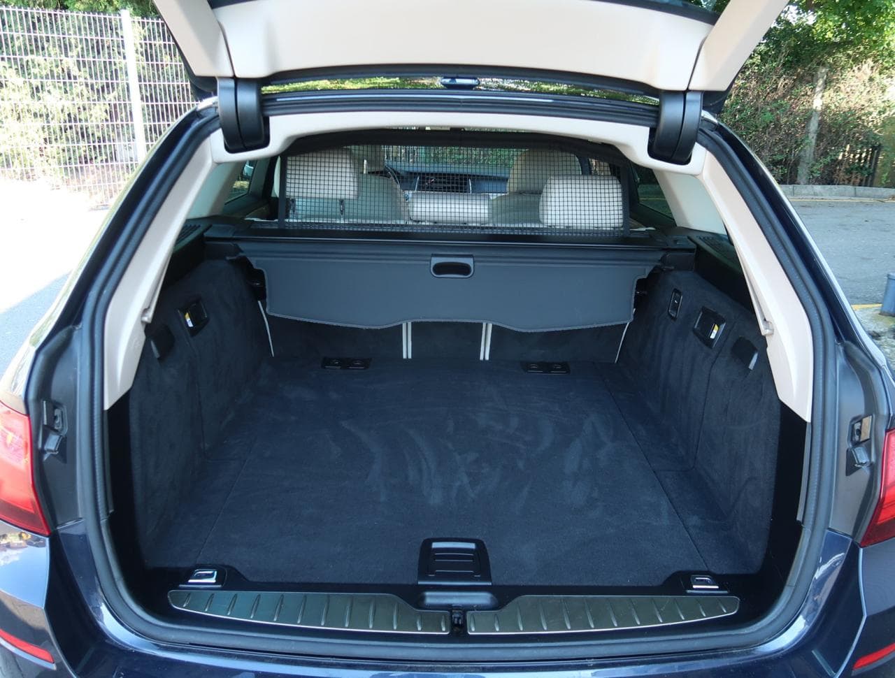 2016 BMW 5-SERIES - 19