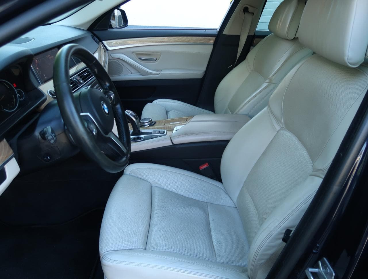 2016 BMW 5-SERIES - 16