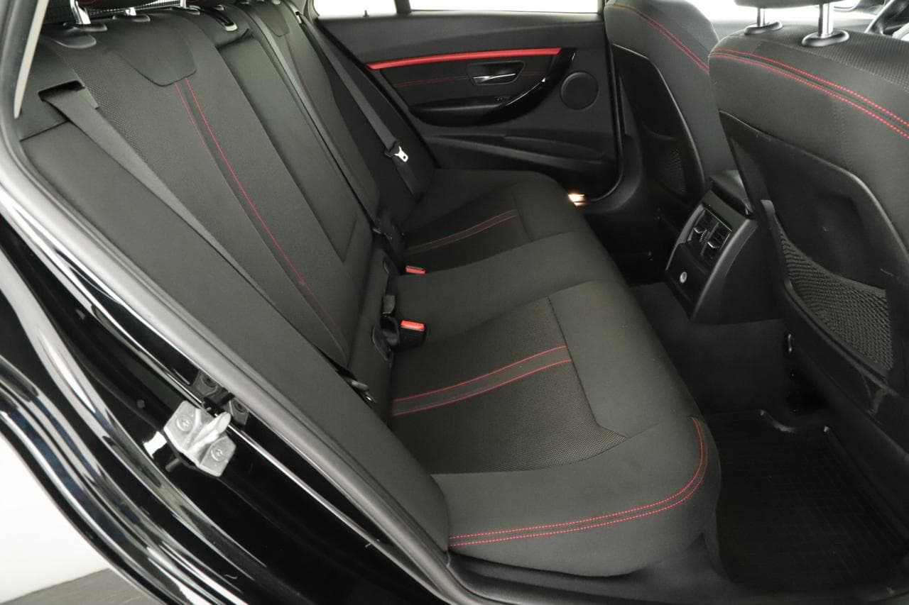 2016 BMW 3-SERIES - 11