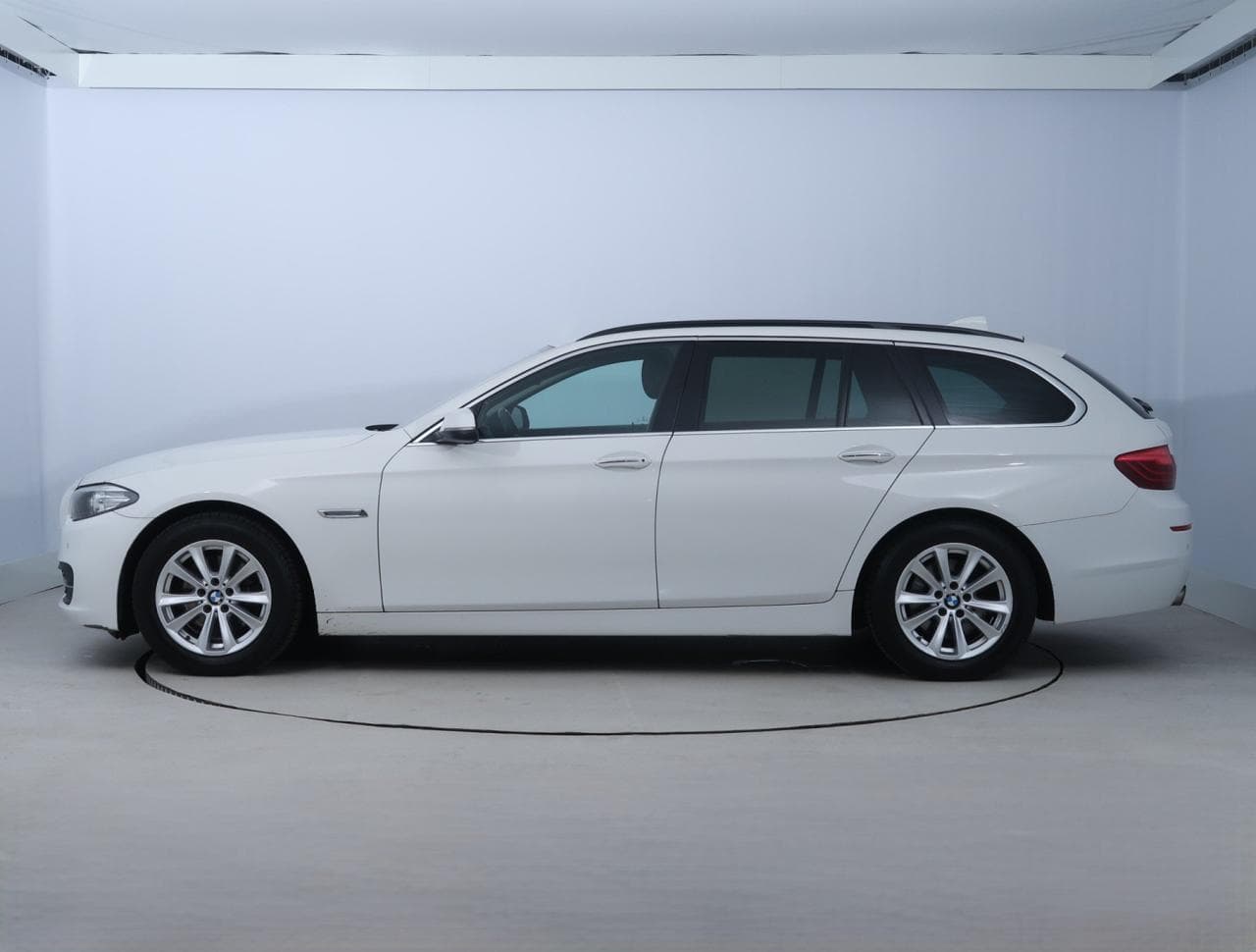 2015 BMW 5-SERIES - 4