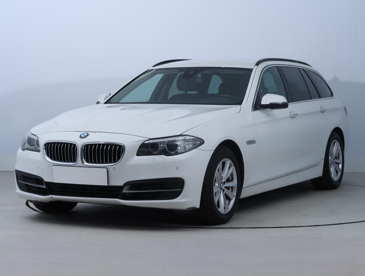 2015 BMW 5-SERIES - 3