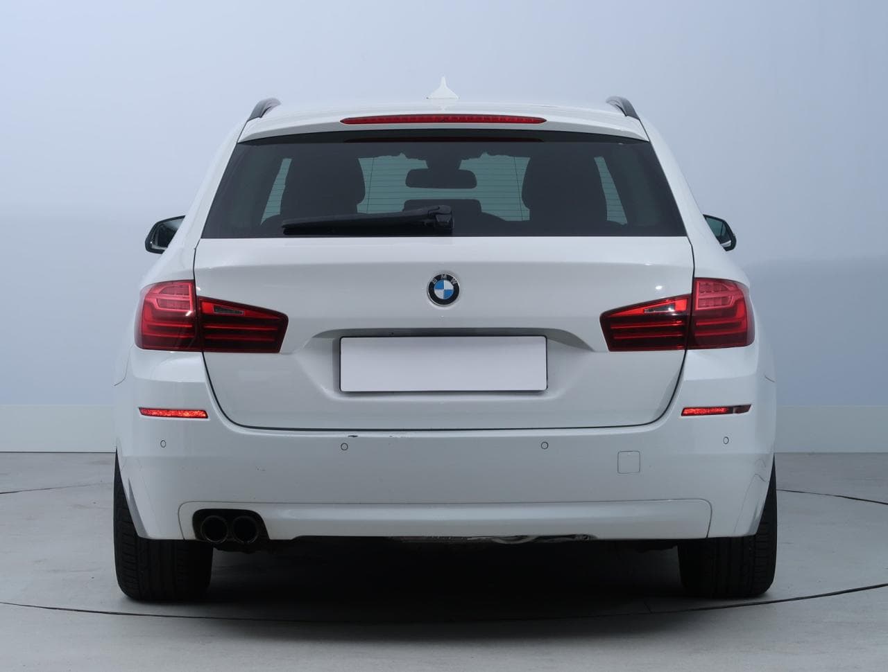 2015 BMW 5-SERIES - 6