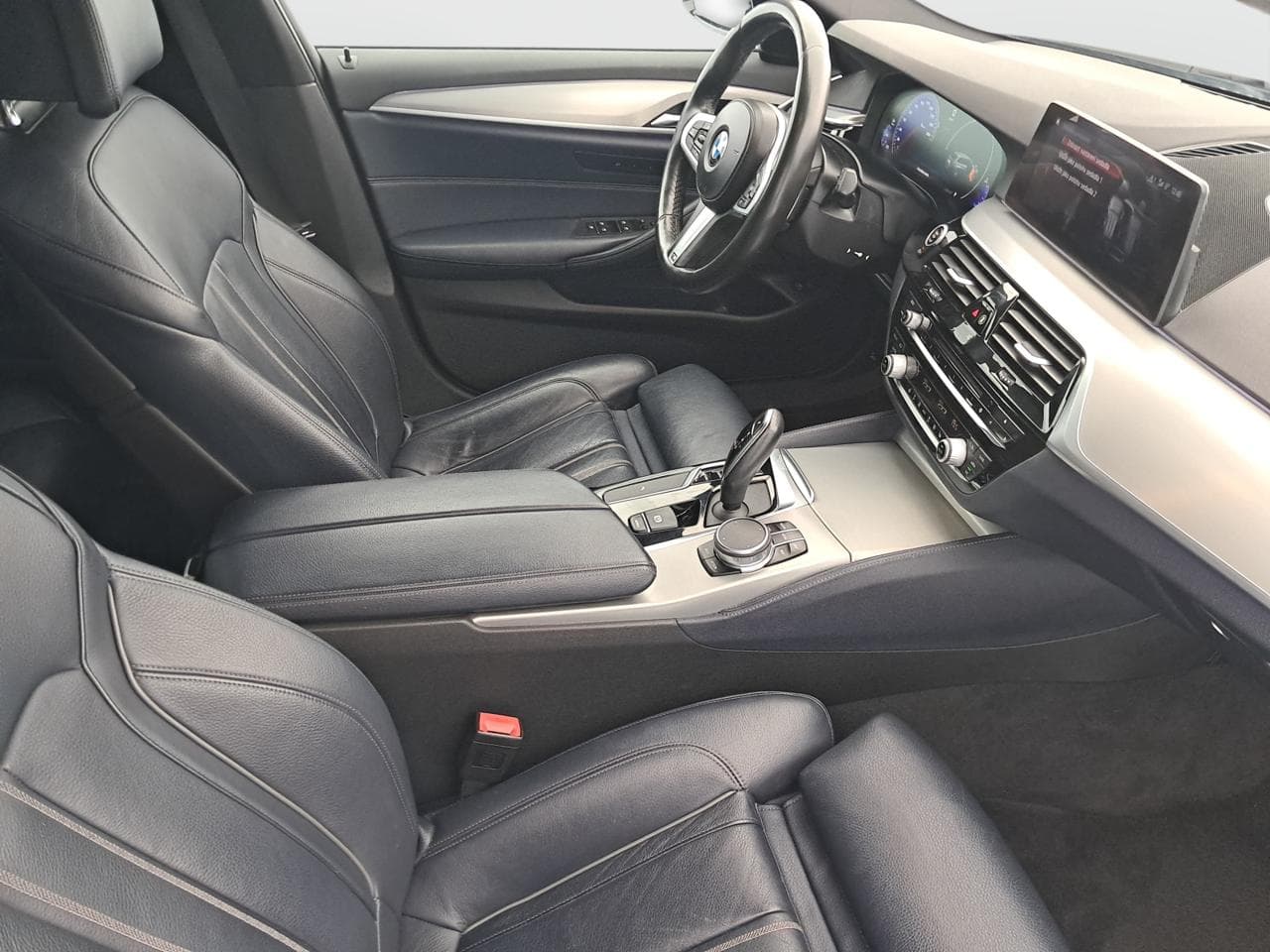 2018 BMW 5-SERIES - 12