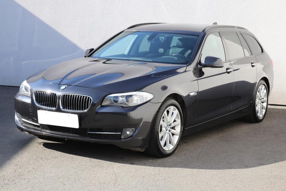 2012 BMW 5-SERIES - 3