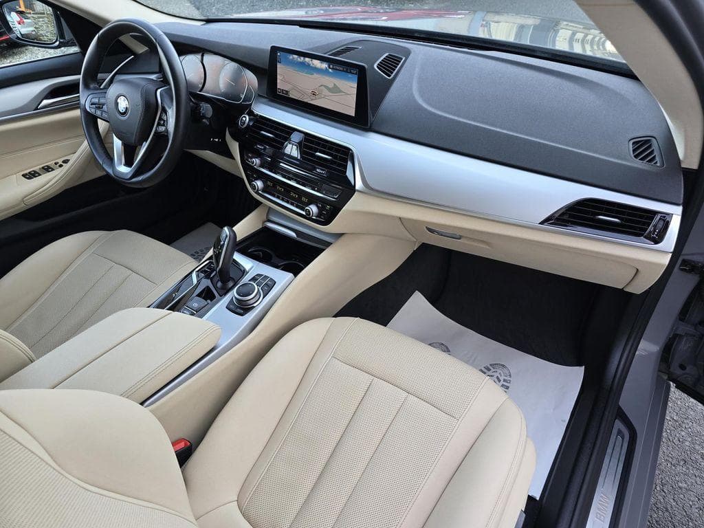 2021 BMW 5-SERIES - 11