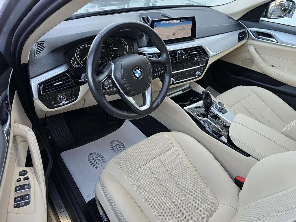 2021 BMW 5-SERIES - 9